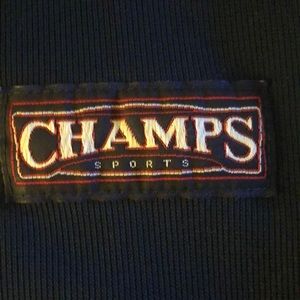 Champs v neck